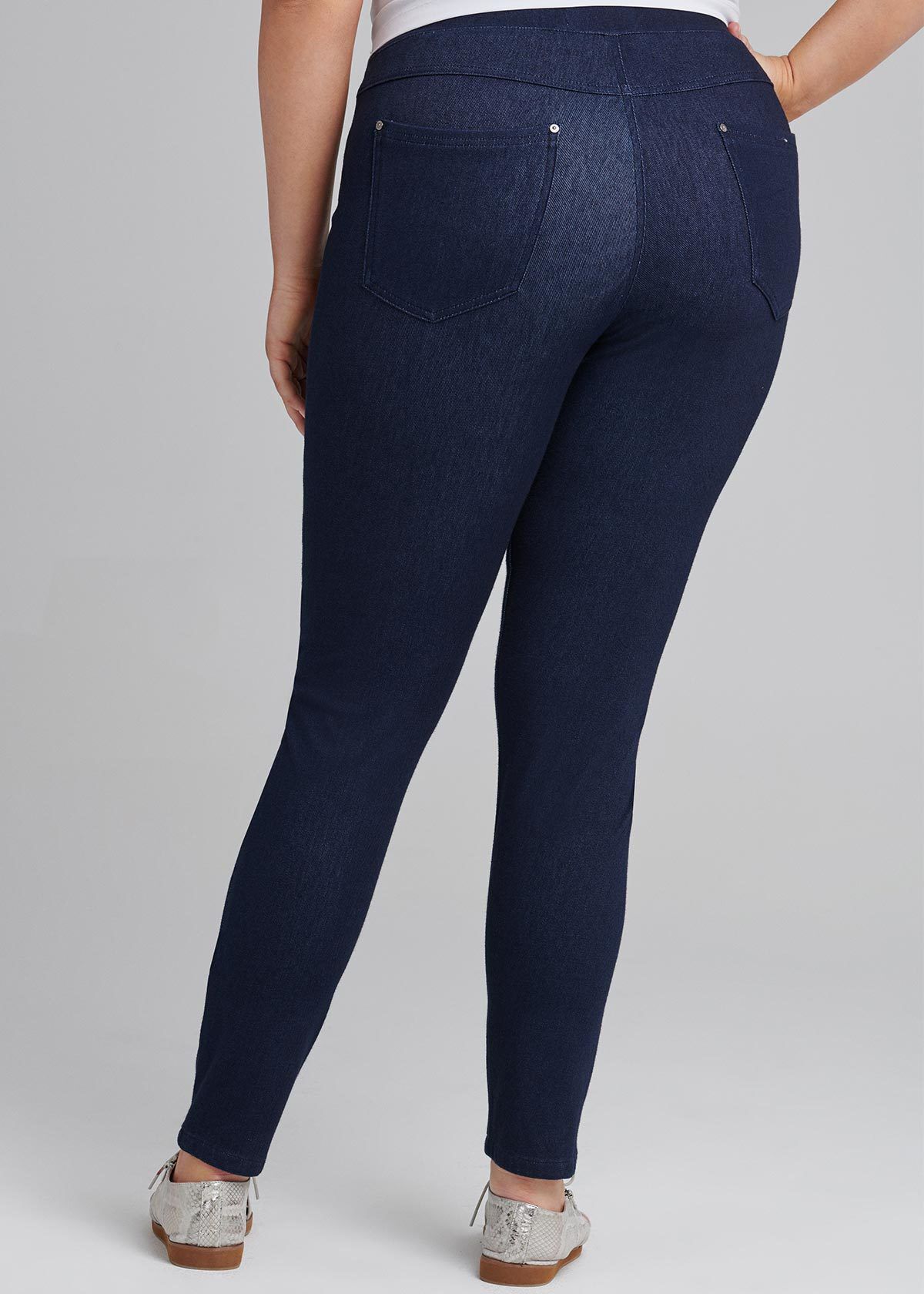 IS THIS THE ALT TEXT Pants - tight - navy blue